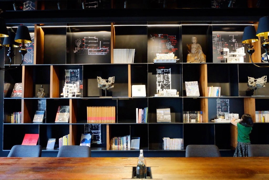 水龍院｜結合文青氛圍以及建築美學的咖啡館，從早午餐、下午茶一 直供應到晚餐(已歇業) @飛天璇的口袋