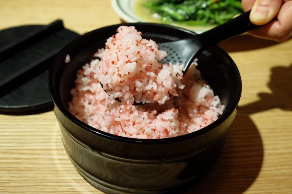 時時香｜台中勤美誠品新開幕，$45元香Q米飯吃到飽，瓦城集團跨菜系中式料理 @飛天璇的口袋