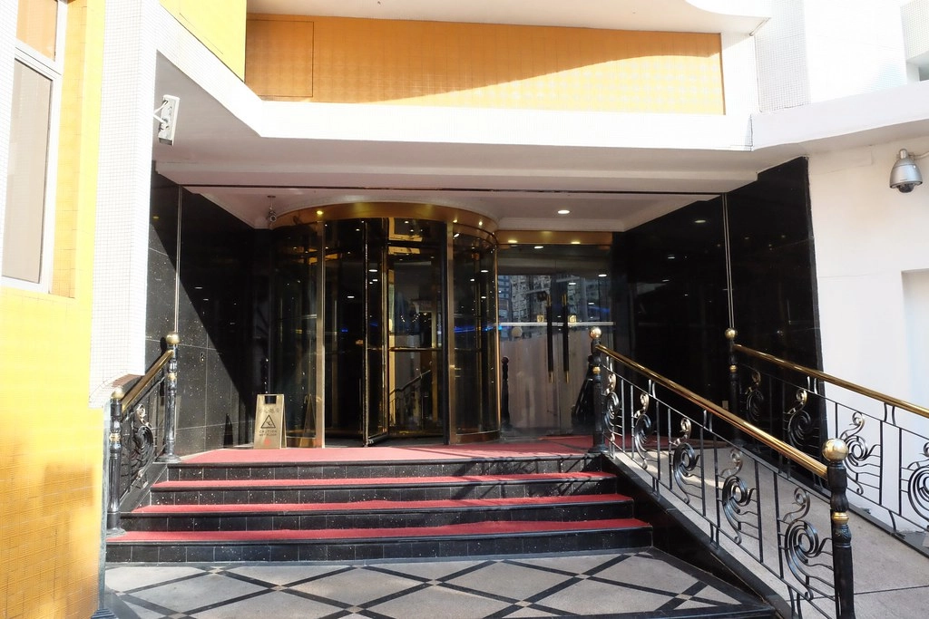 澳門半島｜樂宮餅店，澳門必買伴手禮腰果曲奇餅，澳門版的Jenny Bakery @飛天璇的口袋