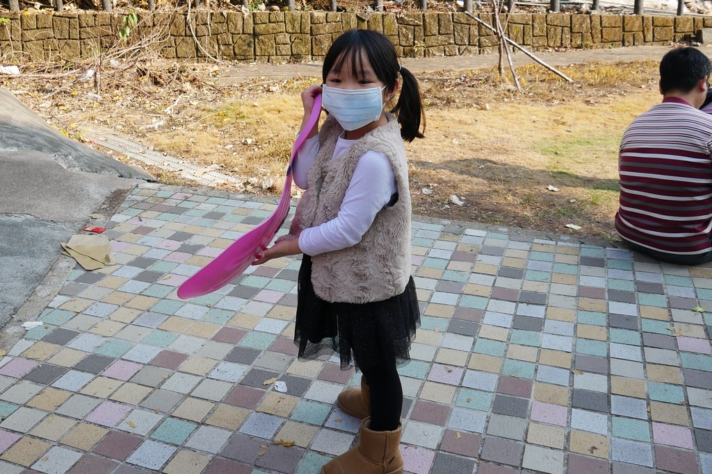 百果山溜滑梯：全台最長的溜滑梯，沙畫、釣魚、旋轉木馬、摩天輪，小孩子的天堂啊！ @飛天璇的口袋