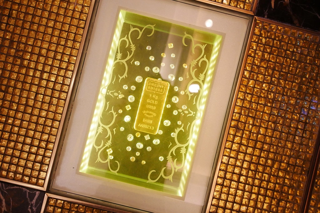 澳門半島｜英皇娛樂酒店，澳門大三巴附近飯店，地理位置非常好，網友推薦飲茶必吃 @飛天璇的口袋