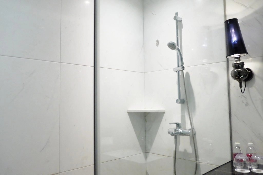 澳門半島｜英皇娛樂酒店，澳門大三巴附近飯店，地理位置非常好，網友推薦飲茶必吃 @飛天璇的口袋