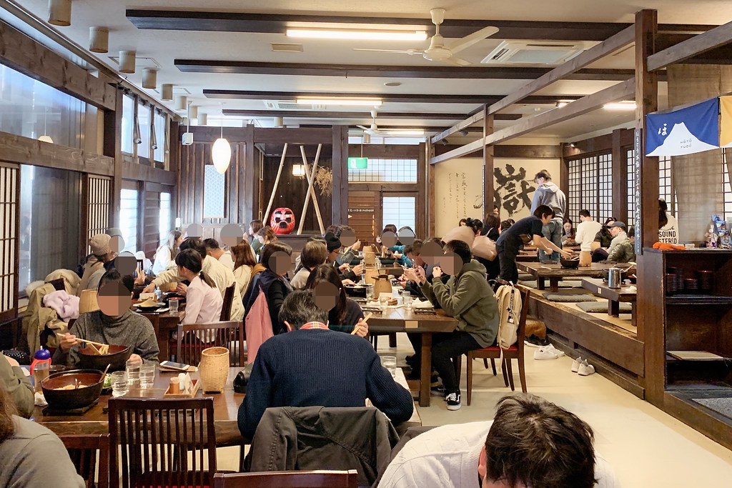 日本山梨｜2023河口湖楓葉季登場，河口湖一日遊景點和交通方式 @飛天璇的口袋