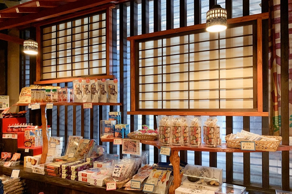 日本山梨｜不動茶屋．河口湖車站美食推薦，好吃又美味的鄉土料理 @飛天璇的口袋