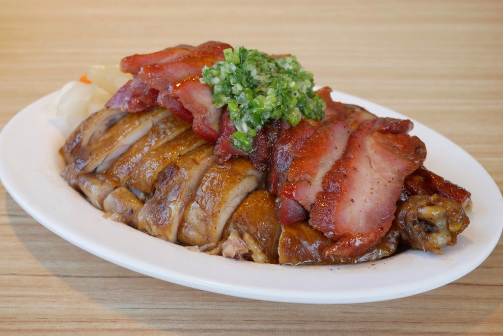 台中南區｜八玖鼎港式飲茶．大台中少見港點推車服務，65道傳統港點隨意挑選 @飛天璇的口袋