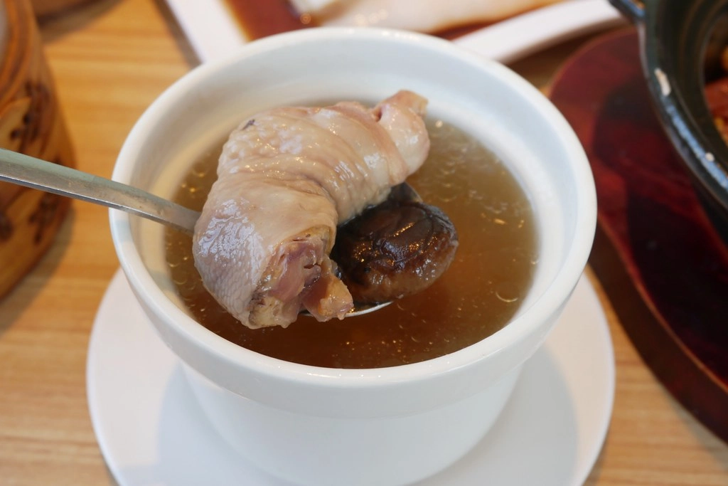 台中南區｜八玖鼎港式飲茶．大台中少見港點推車服務，65道傳統港點隨意挑選 @飛天璇的口袋