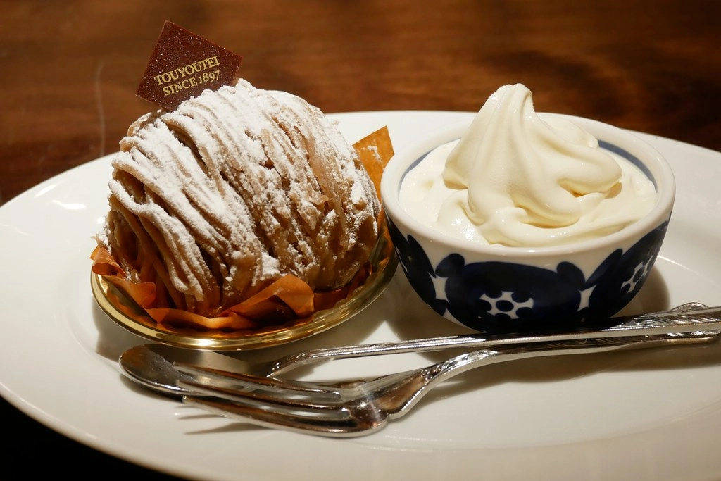 日本大阪｜東洋亭．阿倍野近鐵百貨13樓，關西必吃京都漢堡排百年老店 @飛天璇的口袋