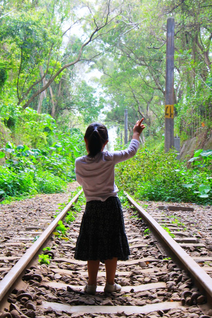 圳磚橋八號隧道｜后里IG拍照打卡小密境，仿佛走進神隱少女場景 @飛天璇的口袋