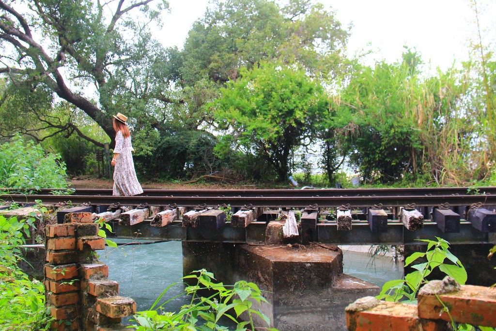 圳磚橋八號隧道｜后里IG拍照打卡小密境，仿佛走進神隱少女場景 @飛天璇的口袋