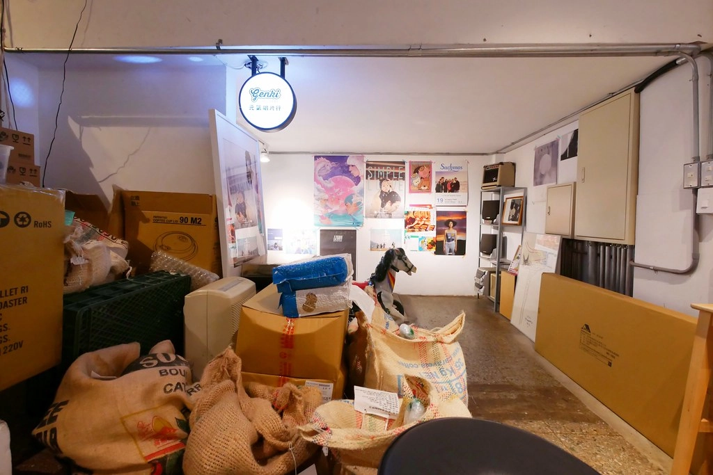 Coffee Stopover Black：Big 7 Travel選為”台灣25間最佳咖啡館”，台中個性化文青風的專業咖啡館 @飛天璇的口袋