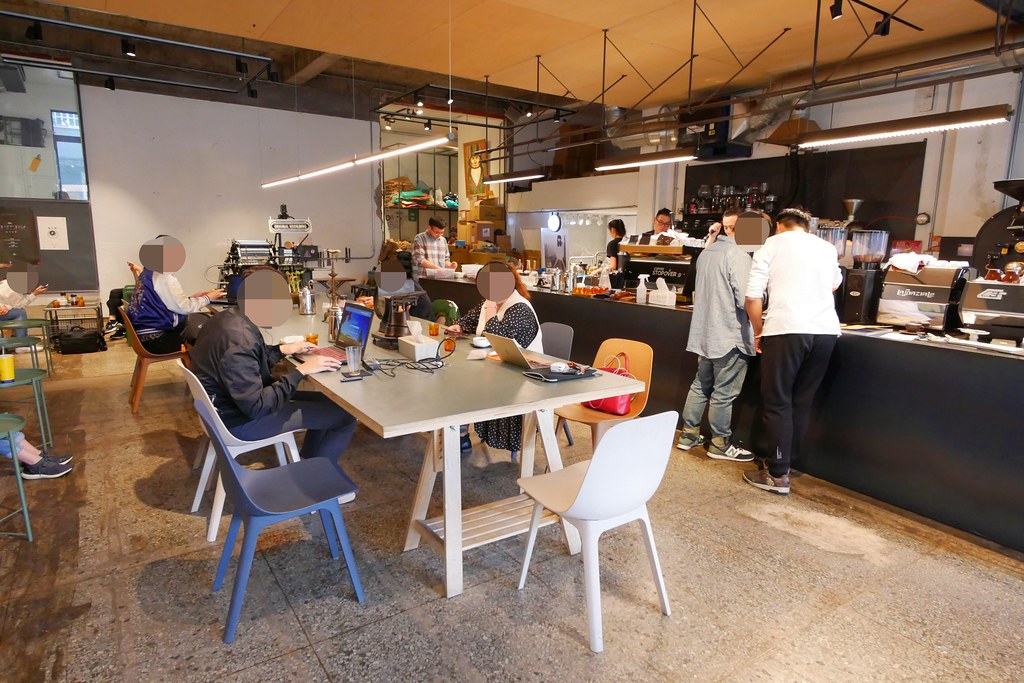 Coffee Stopover Black：Big 7 Travel選為”台灣25間最佳咖啡館”，台中個性化文青風的專業咖啡館 @飛天璇的口袋