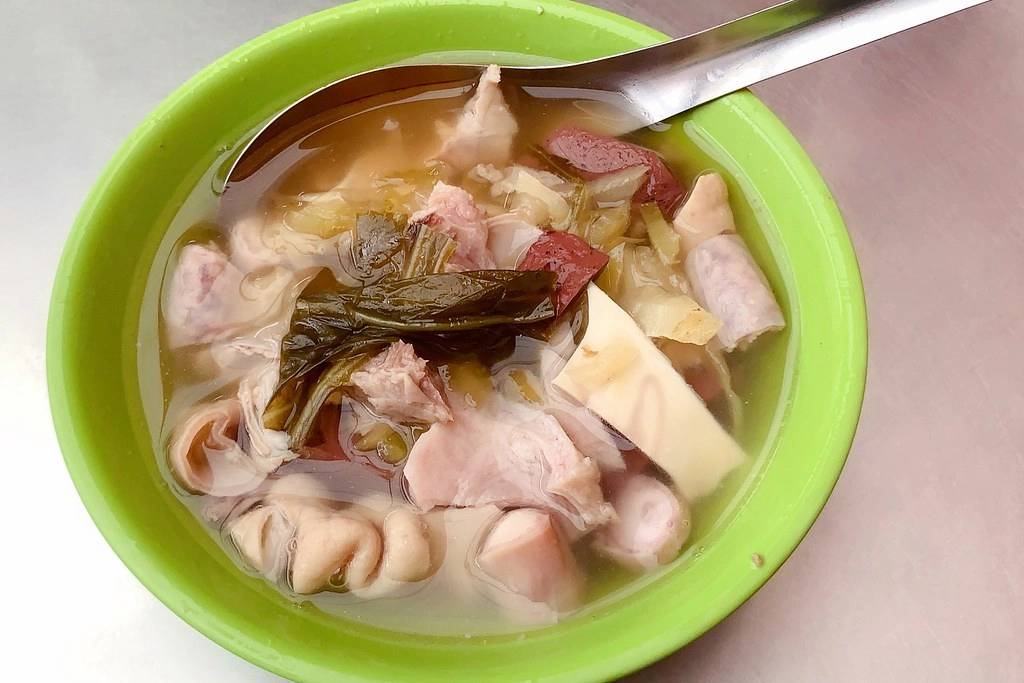 台中北屯｜邱炒麵．北屯思夢樂後面隱藏版美食，台中美食社團網友力推炒麵 @飛天璇的口袋