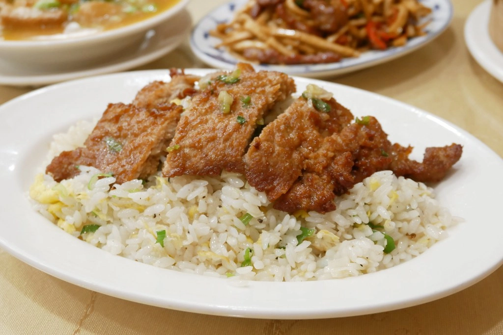 台中中區｜沁園春．台中米其林必比登推薦，走過70年歷史江浙料理 @飛天璇的口袋