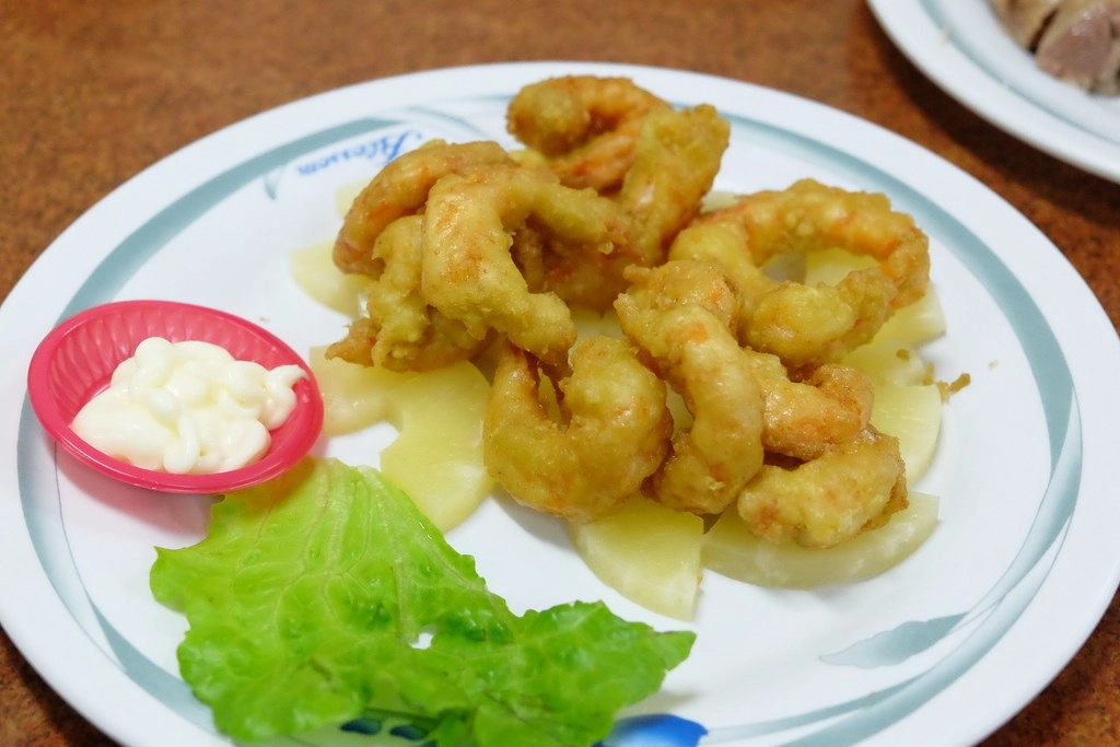 清水社口樓海鮮｜台中海線隱藏版美食，位置低調餐點卻不低調的海鮮餐廳 @飛天璇的口袋