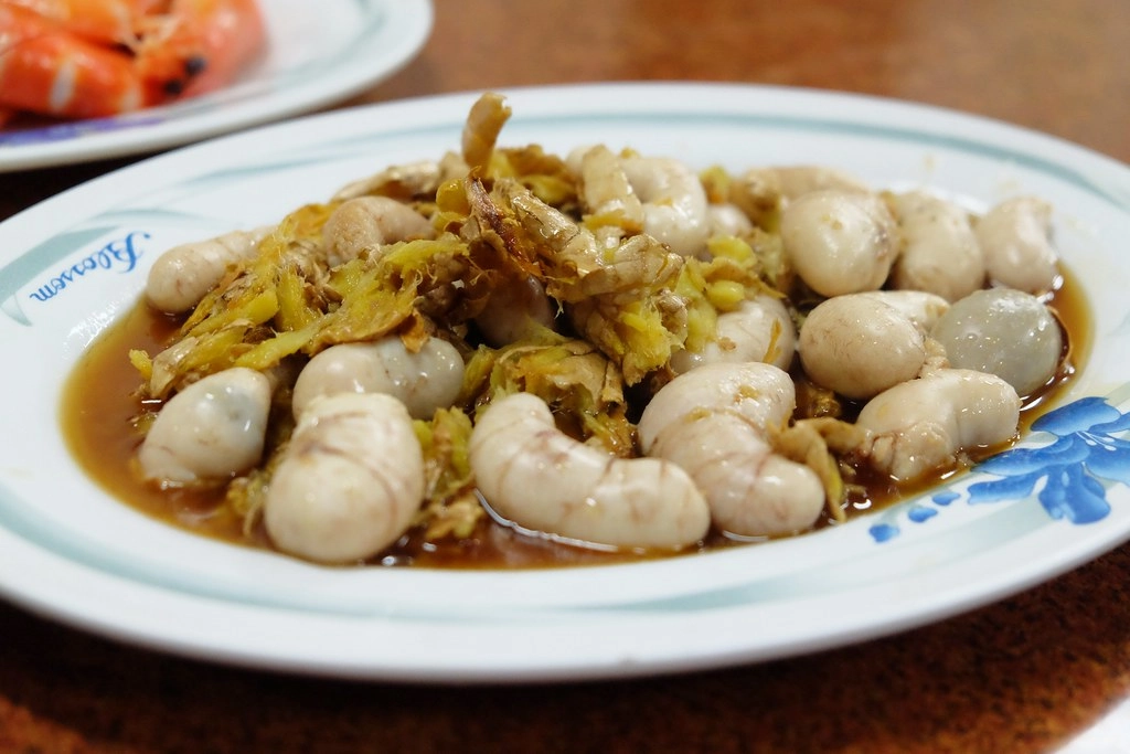 清水社口樓海鮮｜台中海線隱藏版美食，位置低調餐點卻不低調的海鮮餐廳 @飛天璇的口袋