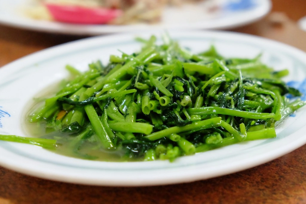 清水社口樓海鮮｜台中海線隱藏版美食，位置低調餐點卻不低調的海鮮餐廳 @飛天璇的口袋