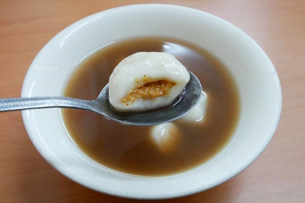 嘉義東區｜劉湯圓甜酒釀燒冷冰．嘉義老字號湯圓專賣店，手工製作冷熱都好吃 @飛天璇的口袋