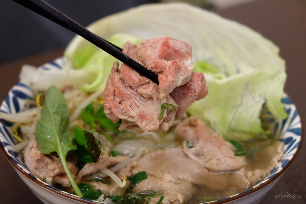 越好吃越南料理店｜Google評價4.3顆星，大里人氣越南料理店 @飛天璇的口袋