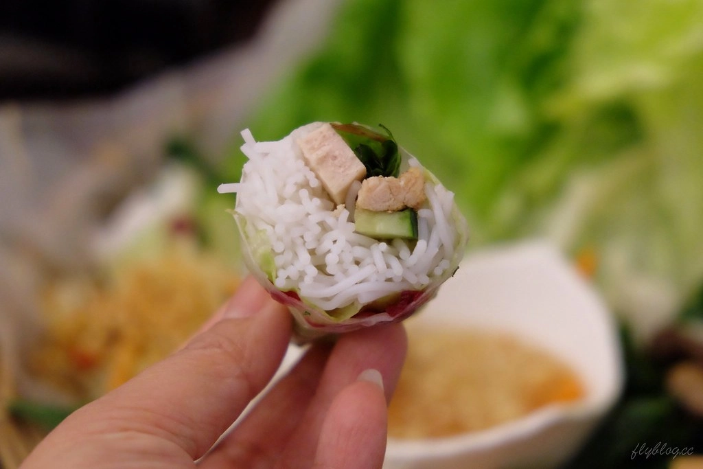 越好吃越南料理店｜Google評價4.3顆星，大里人氣越南料理店 @飛天璇的口袋