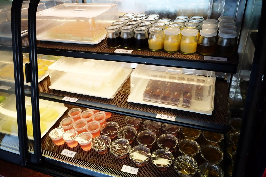 煲參參壽喜燒鍋物專門店：$389元以上吃到飽，10種湯頭特製湯頭、 M9澳洲黑毛和牛、特級松阪豬、波斯頓龍蝦等高級食材 @飛天璇的口袋