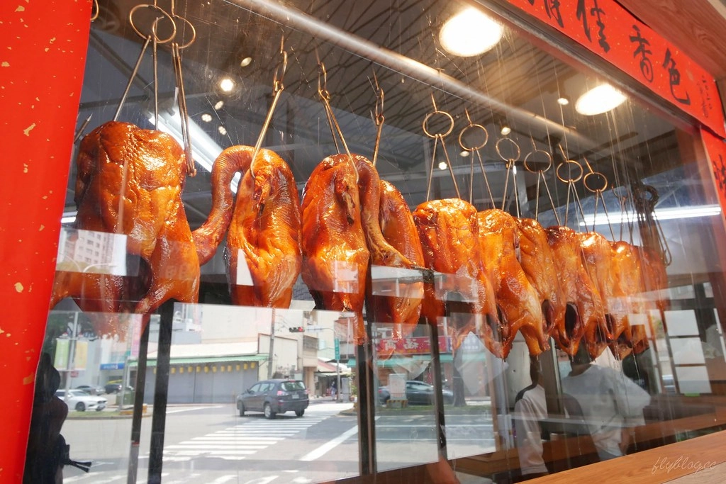 台中西區｜小鴨片，台中人氣外帶烤鴨店，鴨片館最新品牌，一鴨三吃隨意搭配 @飛天璇的口袋