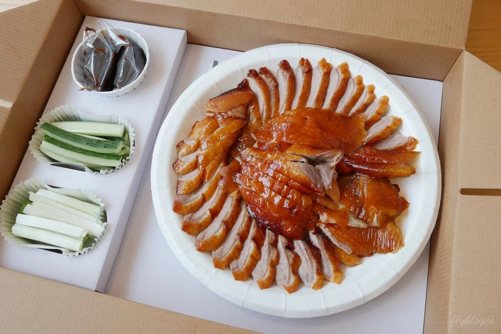 台中西區｜小鴨片，台中人氣外帶烤鴨店，鴨片館最新品牌，一鴨三吃隨意搭配 @飛天璇的口袋