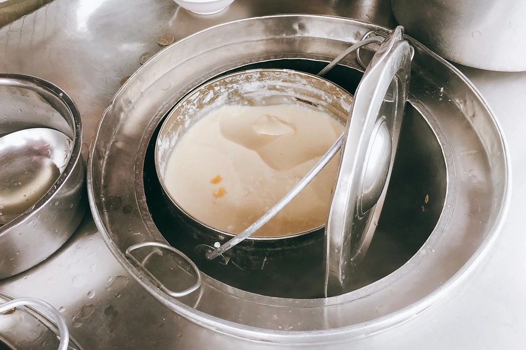 台中小鎮豆花｜太平長億加油站對面，在地30年的傳統小吃美食 @飛天璇的口袋