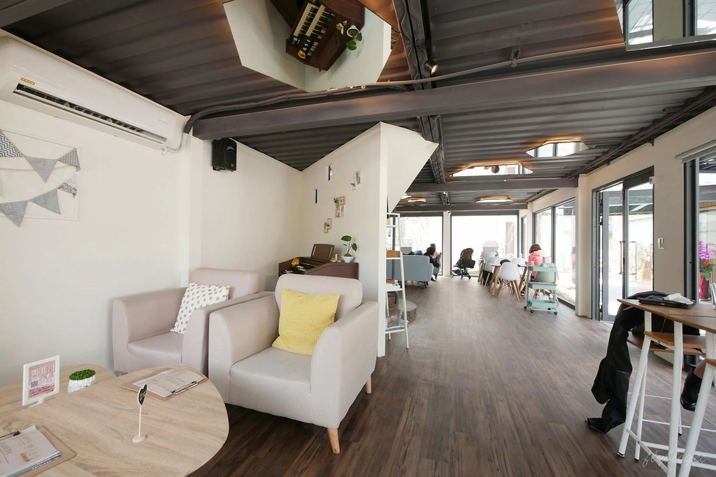 【台中北屯】好喔，台中大坑貨櫃屋景觀餐廳，享受戶外野餐的輕鬆氛圍 @飛天璇的口袋