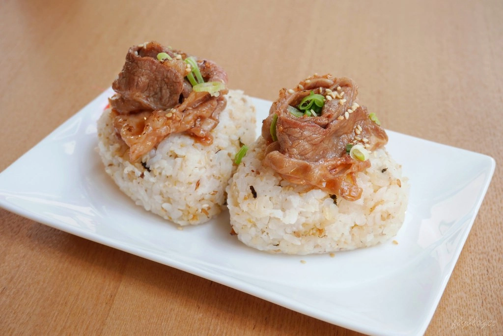 【台中北屯】好喔，台中大坑貨櫃屋景觀餐廳，享受戶外野餐的輕鬆氛圍 @飛天璇的口袋