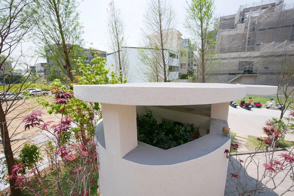 【台中北屯】好喔，台中大坑貨櫃屋景觀餐廳，享受戶外野餐的輕鬆氛圍 @飛天璇的口袋