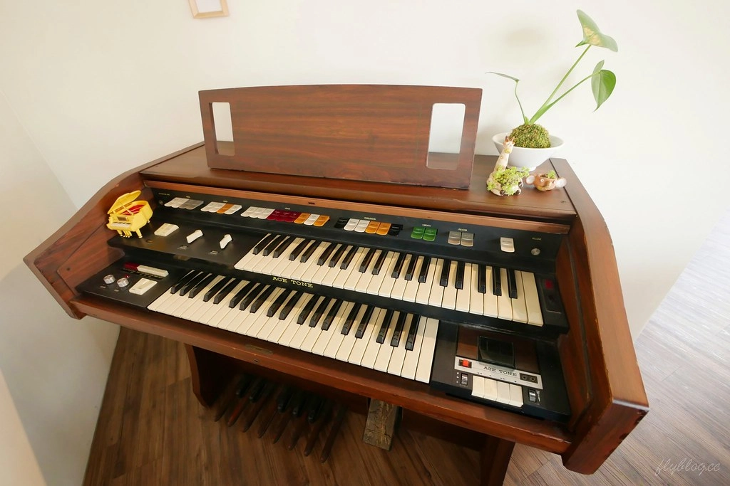 【台中北屯】好喔，台中大坑貨櫃屋景觀餐廳，享受戶外野餐的輕鬆氛圍 @飛天璇的口袋