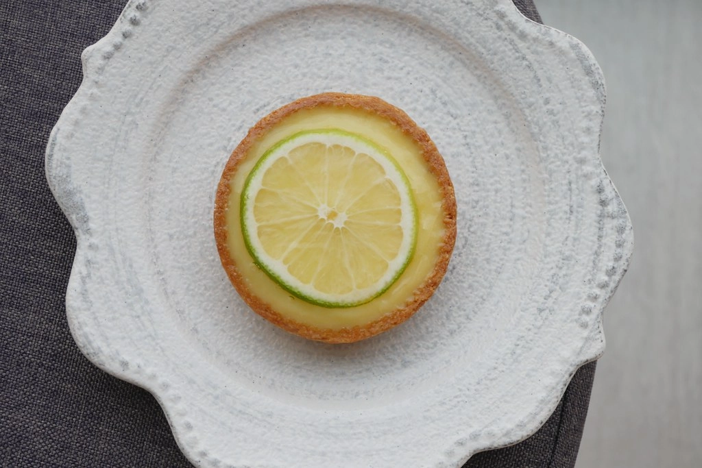 【台中西屯】堁夏咖啡  caf&eacute; crotchet，坐擁台中七期最美窗景的咖啡館，坐在台中歌劇院觀看夏綠地公園美景 @飛天璇的口袋