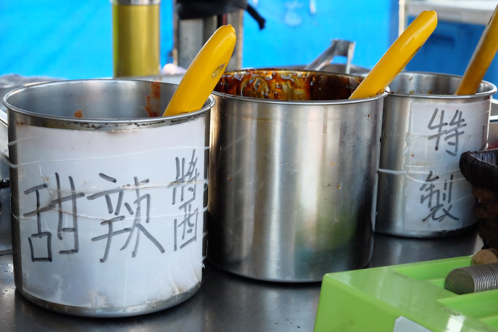 台中潭子｜蛋包蔥炸蛋蔥油餅．一天只營業4.5小時，崇德路大豐路口，一口咬下滿滿的青蔥 @飛天璇的口袋