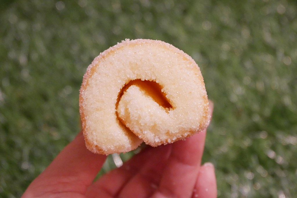 台中豐原｜雪花齋．豐原古早味蛋糕捲，享譽全台的百年老店 @飛天璇的口袋