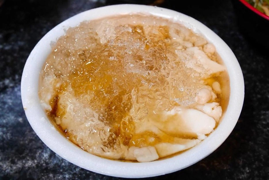 台中北屯｜一點利無名豆花．一碗20元古早味豆花，簡單樸實的的小確幸 @飛天璇的口袋