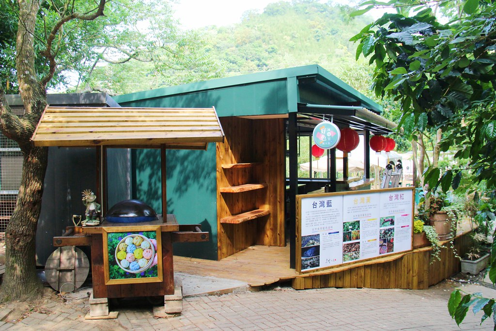 卓也小屋藏山館｜在園區賞桐花和螢火蟲，再體驗客家辦桌料理 @飛天璇的口袋