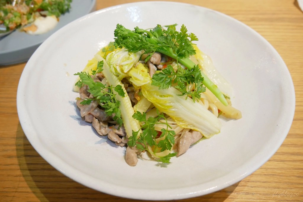 台中西區｜滿堂 Le Plein，前英雄餐廳主廚最新力作，台中米其林推介餐廳，新址已搬遷至存中街 @飛天璇的口袋