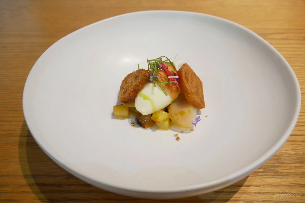 台中西區｜滿堂 Le Plein，前英雄餐廳主廚最新力作，台中米其林推介餐廳，新址已搬遷至存中街 @飛天璇的口袋