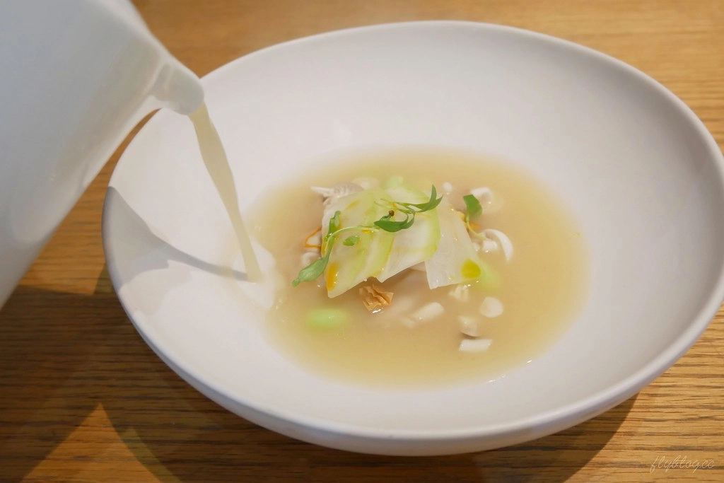 台中西區｜滿堂 Le Plein，前英雄餐廳主廚最新力作，台中米其林推介餐廳，新址已搬遷至存中街 @飛天璇的口袋