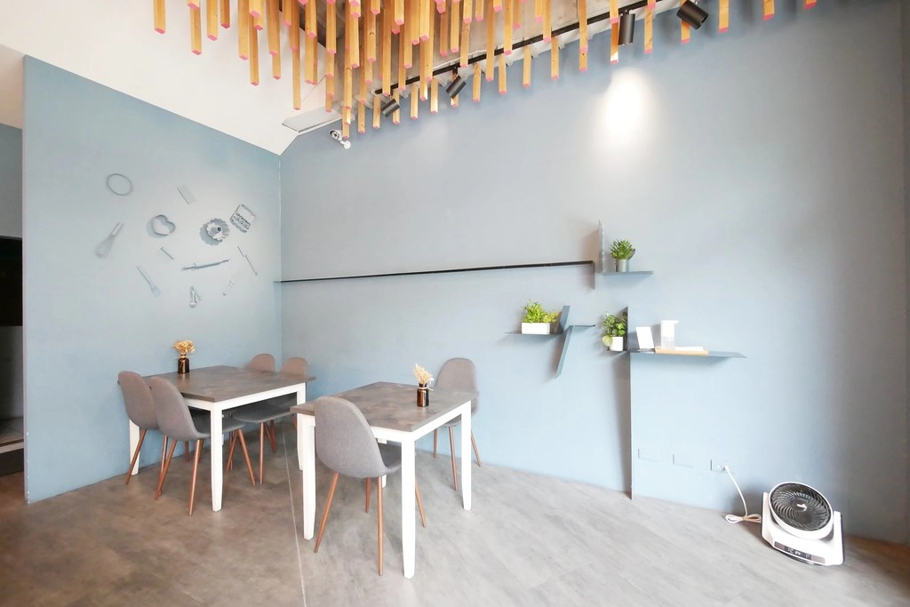 台中北區｜卉咖啡，台中優質早午餐店，每天提供手作甜點 @飛天璇的口袋