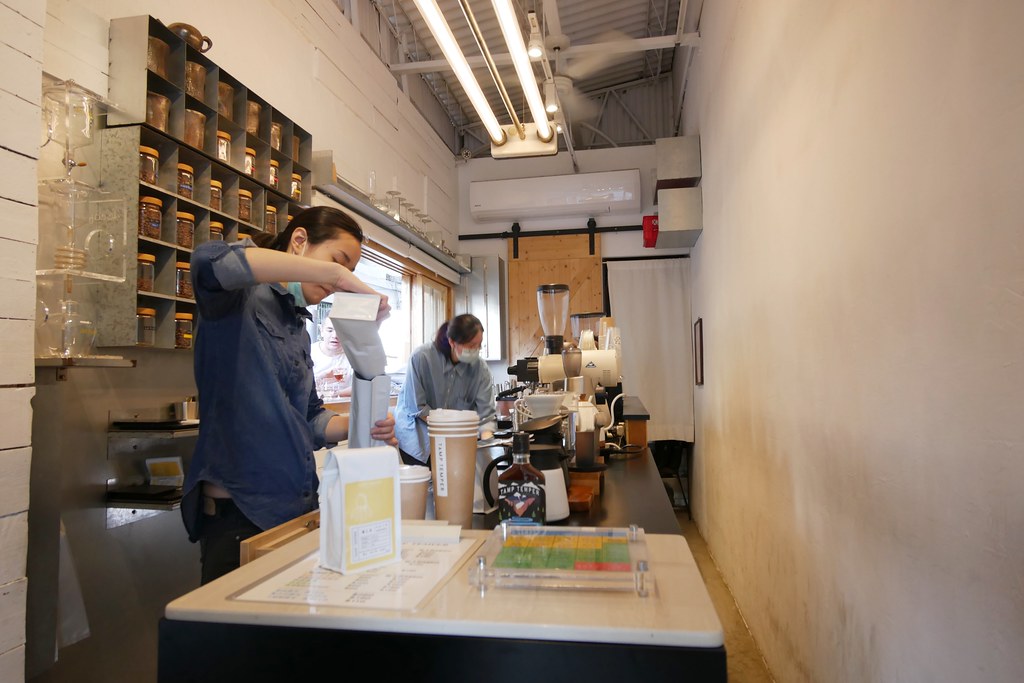 台中西區｜Tamp Temper Taichung Coffee，台灣25間最佳咖啡館，銅板價就可以喝到專業級咖啡 @飛天璇的口袋