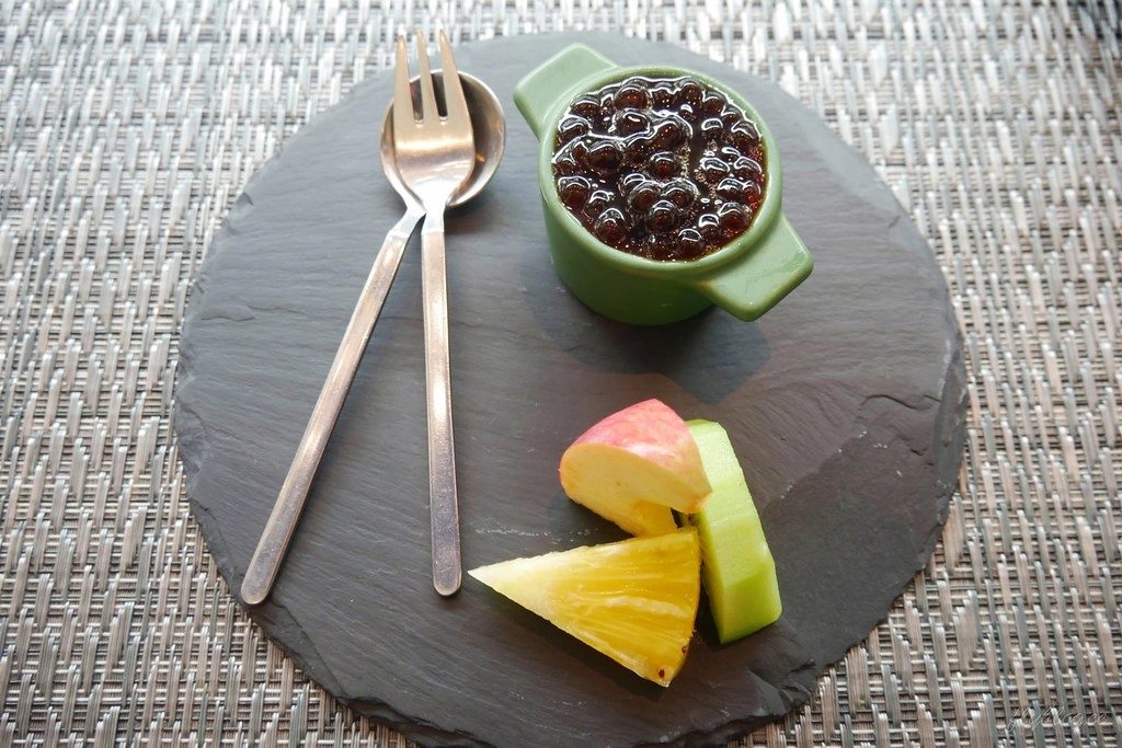 台中北區｜好食慢慢梅川旗艦店，明亮的落地窗綠草地，品嚐優質美味的Fine dining @飛天璇的口袋