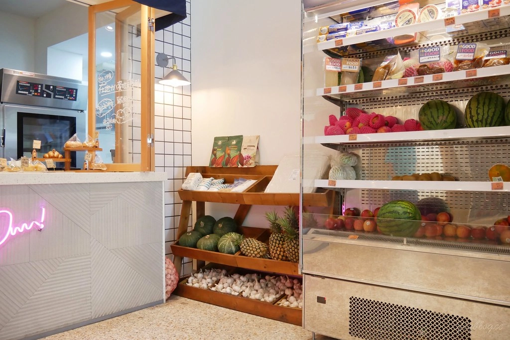 台中北區｜好食慢慢梅川旗艦店，明亮的落地窗綠草地，品嚐優質美味的Fine dining @飛天璇的口袋