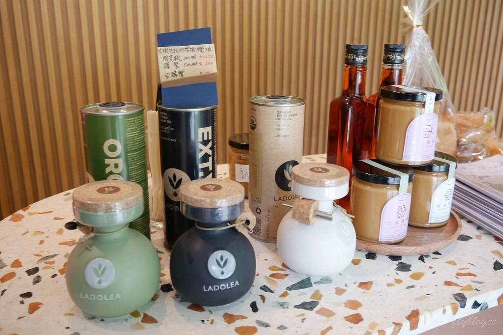 台中北區｜好食慢慢梅川旗艦店，明亮的落地窗綠草地，品嚐優質美味的Fine dining @飛天璇的口袋