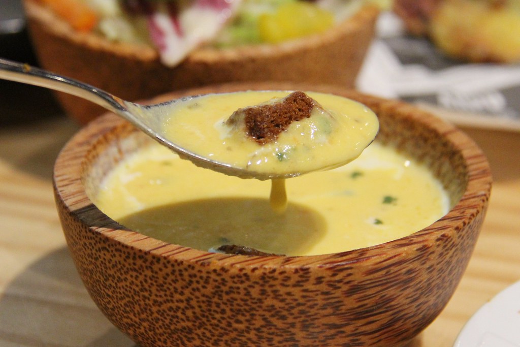 【馬祖南竿】覓境E19蒙古包露營區：欣賞無敵海景絕美夕陽， 馬祖南竿好吃的餐酒館 @飛天璇的口袋