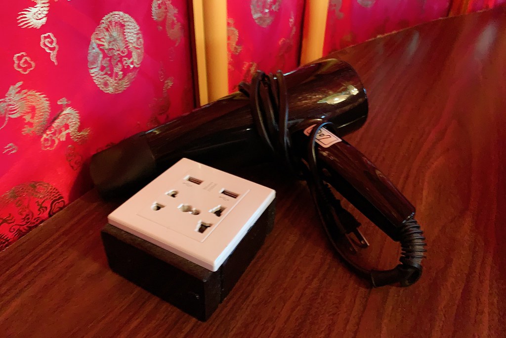 【馬祖南竿】覓境E19蒙古包露營區：欣賞無敵海景絕美夕陽， 馬祖南竿好吃的餐酒館 @飛天璇的口袋