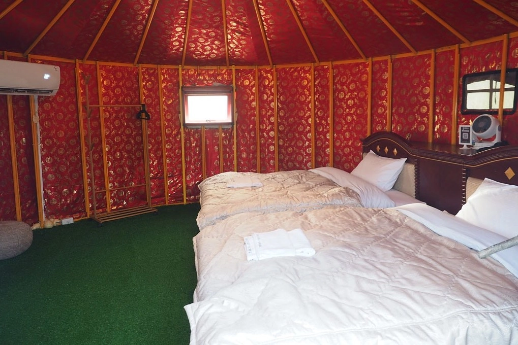 【馬祖南竿】覓境E19蒙古包露營區：欣賞無敵海景絕美夕陽， 馬祖南竿好吃的餐酒館 @飛天璇的口袋