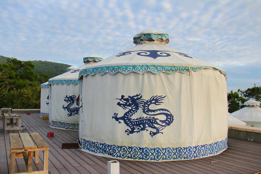 【馬祖南竿】覓境E19蒙古包露營區：欣賞無敵海景絕美夕陽， 馬祖南竿好吃的餐酒館 @飛天璇的口袋