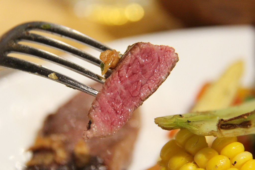 【馬祖南竿】覓境E19蒙古包露營區：欣賞無敵海景絕美夕陽， 馬祖南竿好吃的餐酒館 @飛天璇的口袋