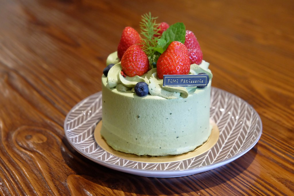 台中烏日｜FiMi 後山小廚房，法國鄉村風氛圍甜點站，可愛的龍貓拉花咖啡 @飛天璇的口袋